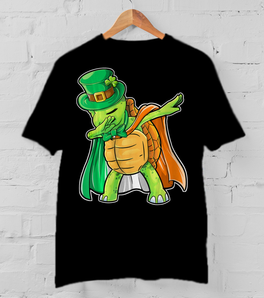 St. Patrick's Day Dabbing Turtle In Leprechaun Hat And Cape T-Shirt