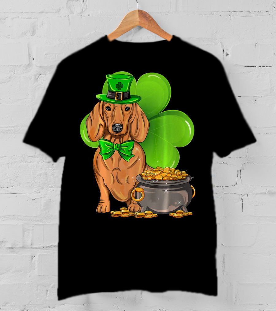 Dachshund St Patricks Day Leprechaun Dog Shamrock Hat Pot Of Gold T-Shirt