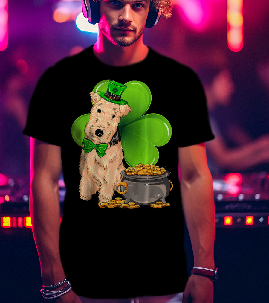 Lakeland Terrier St Patricks Day Leprechaun Hat Shamrock Pot Of Gold T-Shirt