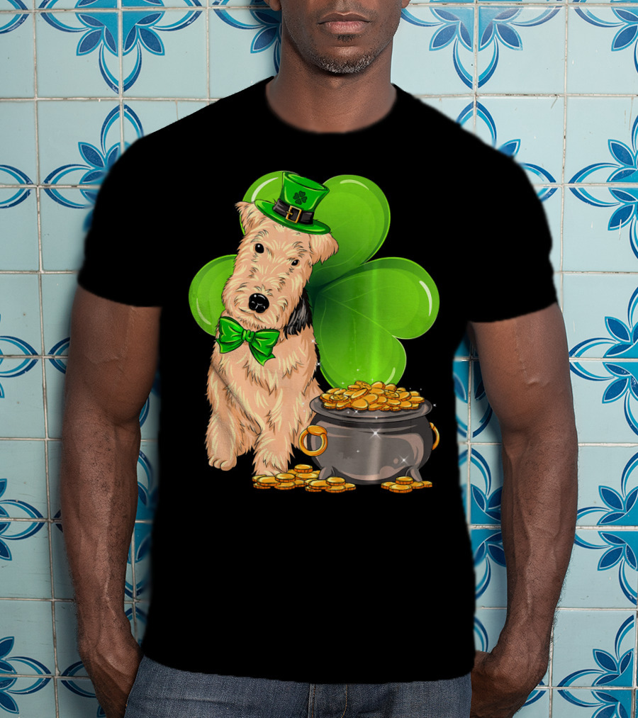 Lakeland Terrier St Patricks Day Leprechaun Hat Shamrock Pot Of Gold T-Shirt