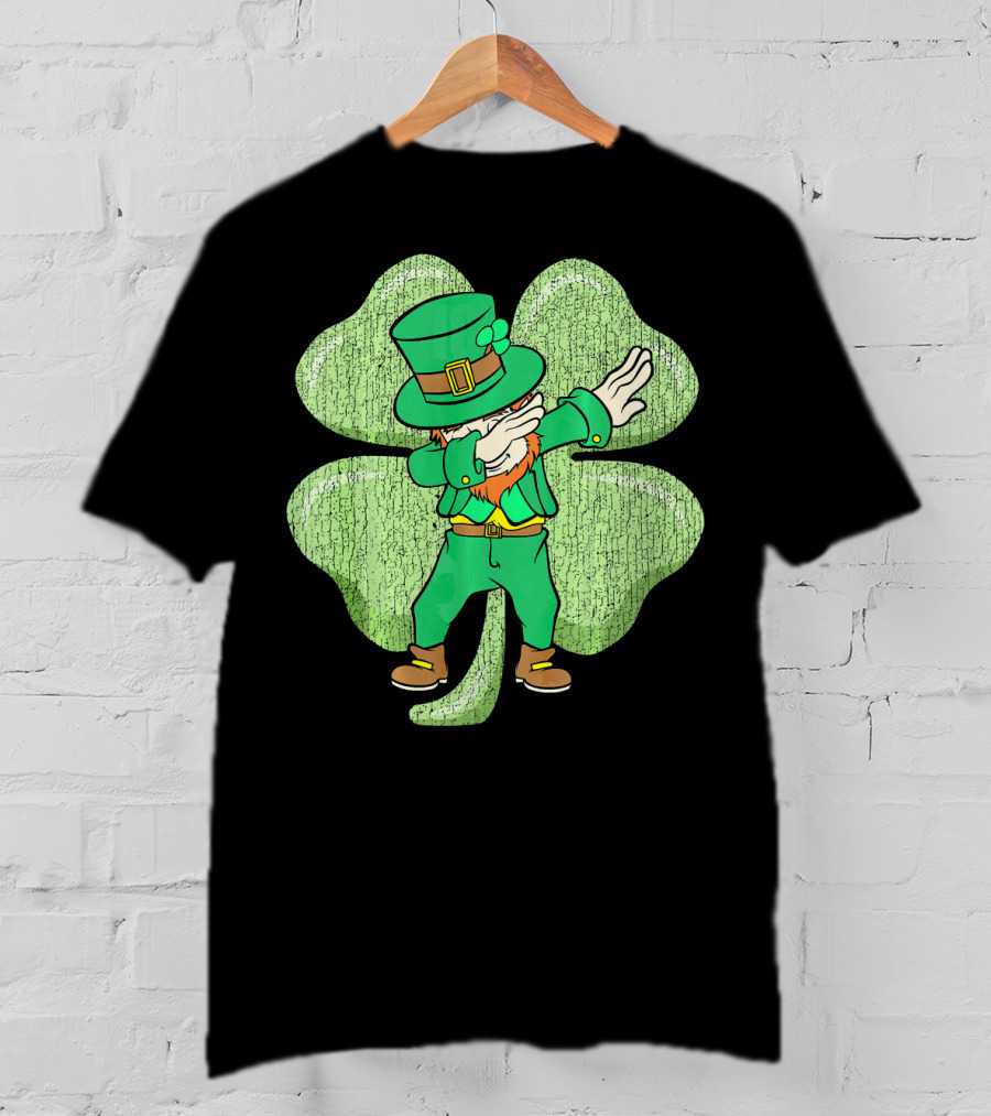 St. Patrick's Paddy's Irish Dabbing Leprechaun With Shamrock T-Shirt