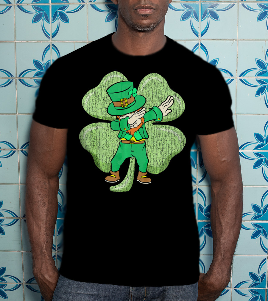 St. Patrick's Paddy's Irish Dabbing Leprechaun With Shamrock T-Shirt