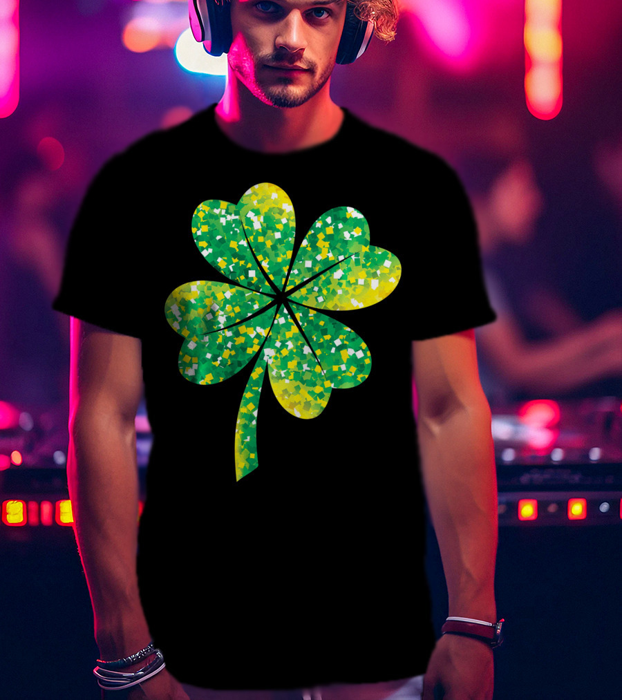 St Patricks Day Green Shamrock 4 Leaf Pattern College T-Shirt