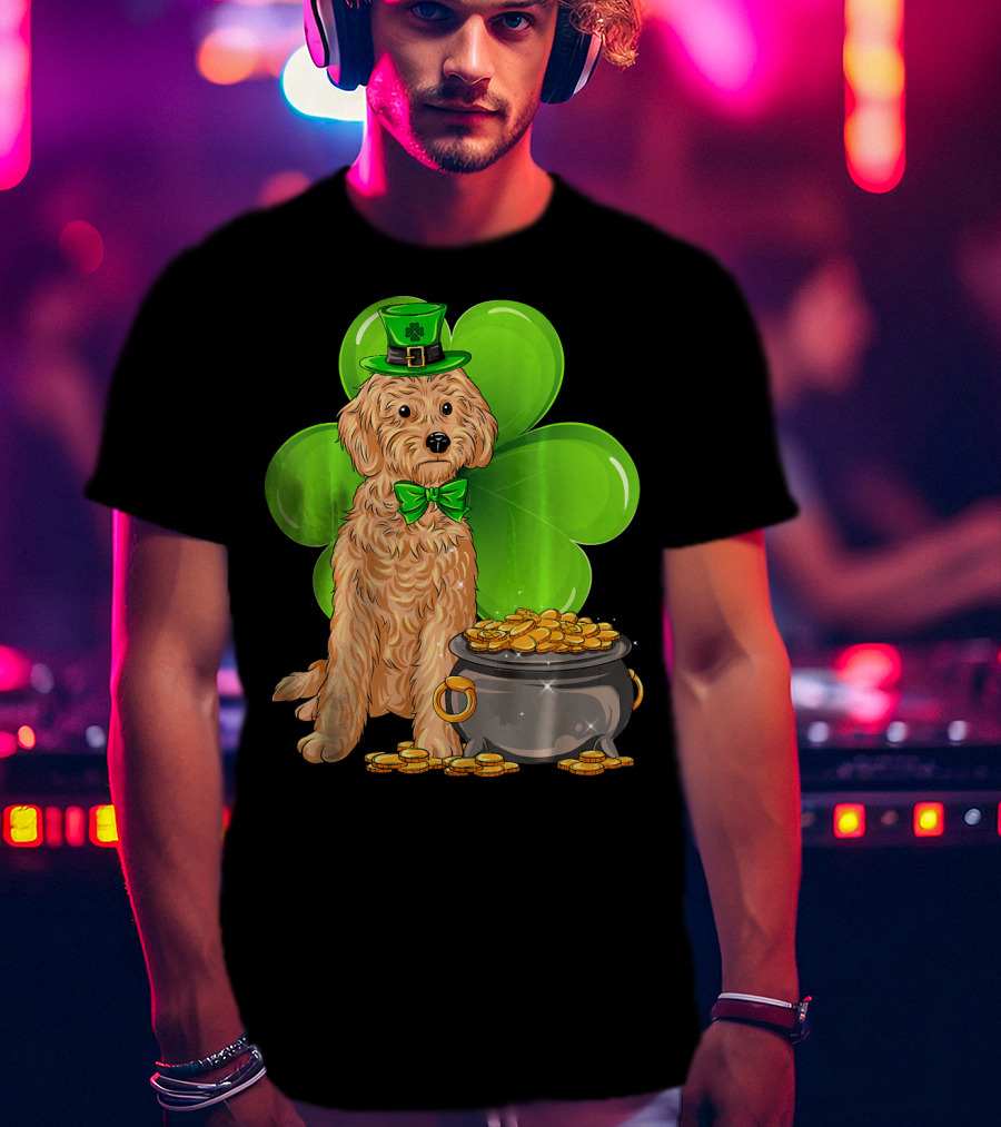 Cockapoo St Patricks Day Leprechaun Dog With Shamrock And Pot Of Gold T-Shirt