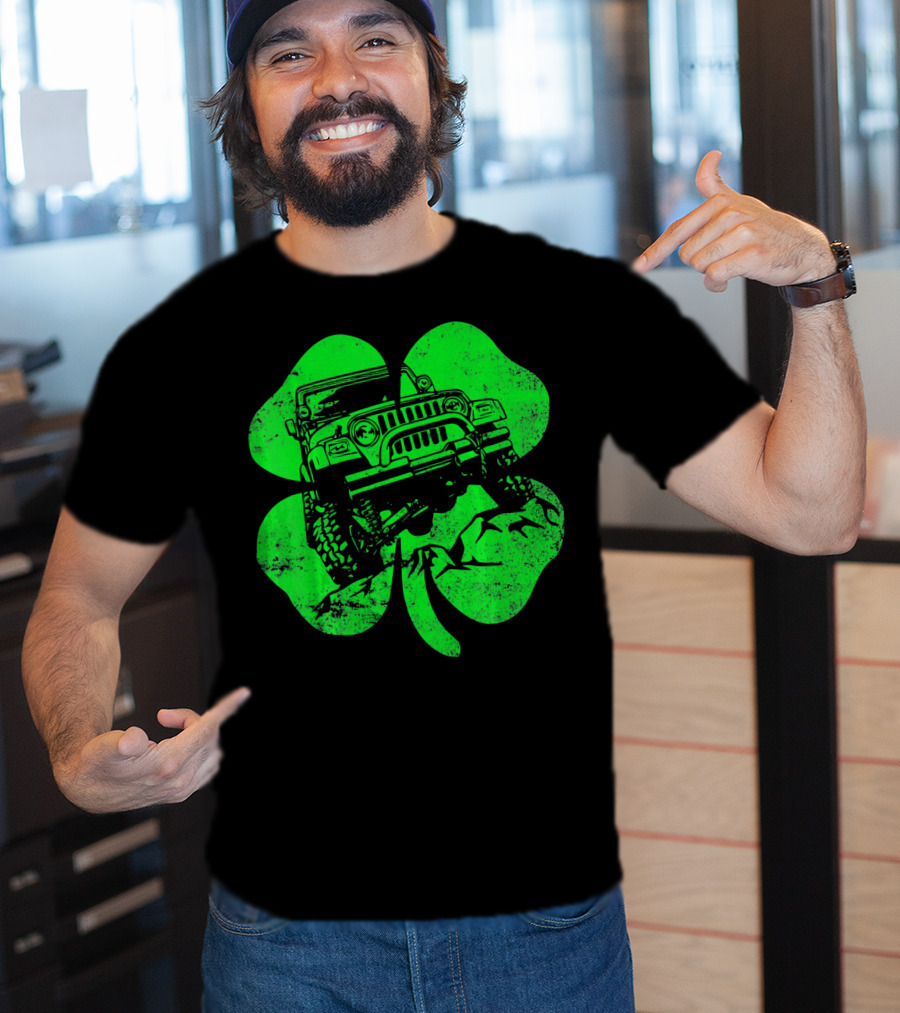 Jeep St Patricks Distressed Off Road Clover T-Shirt