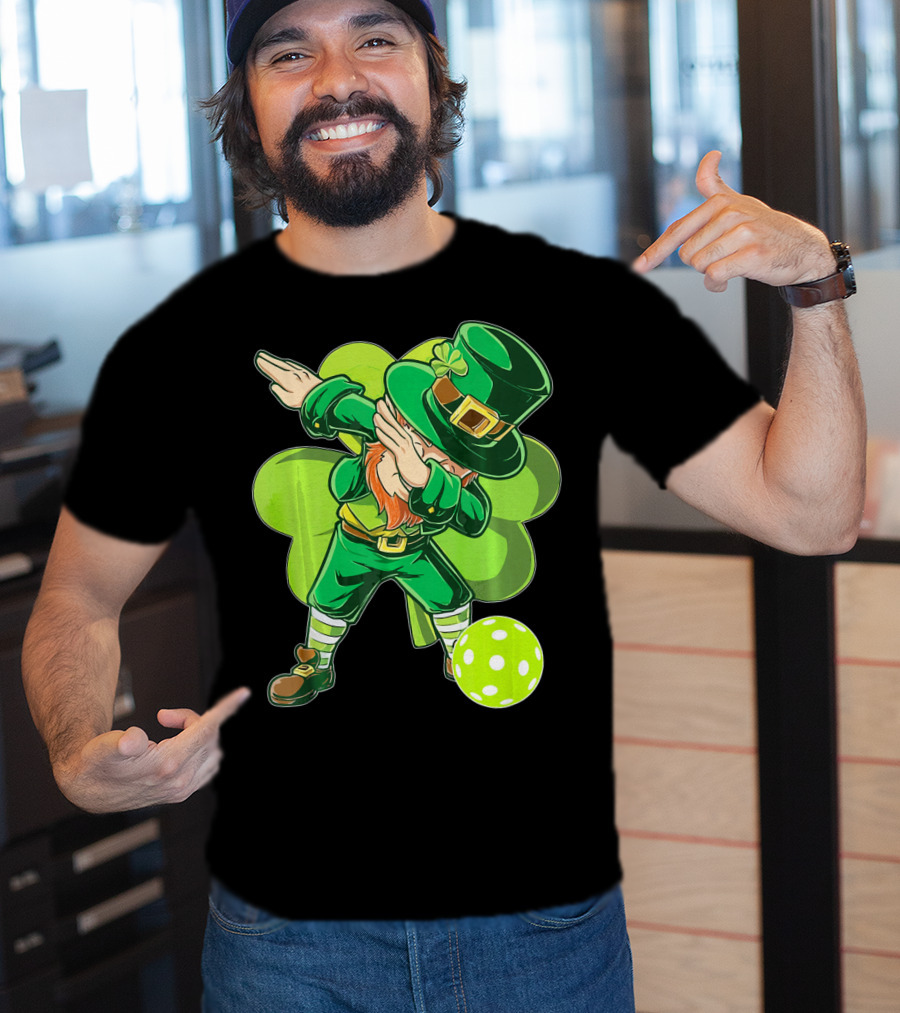 Funny Dabbing Leprechaun Pickleball Sport T-Shirt
