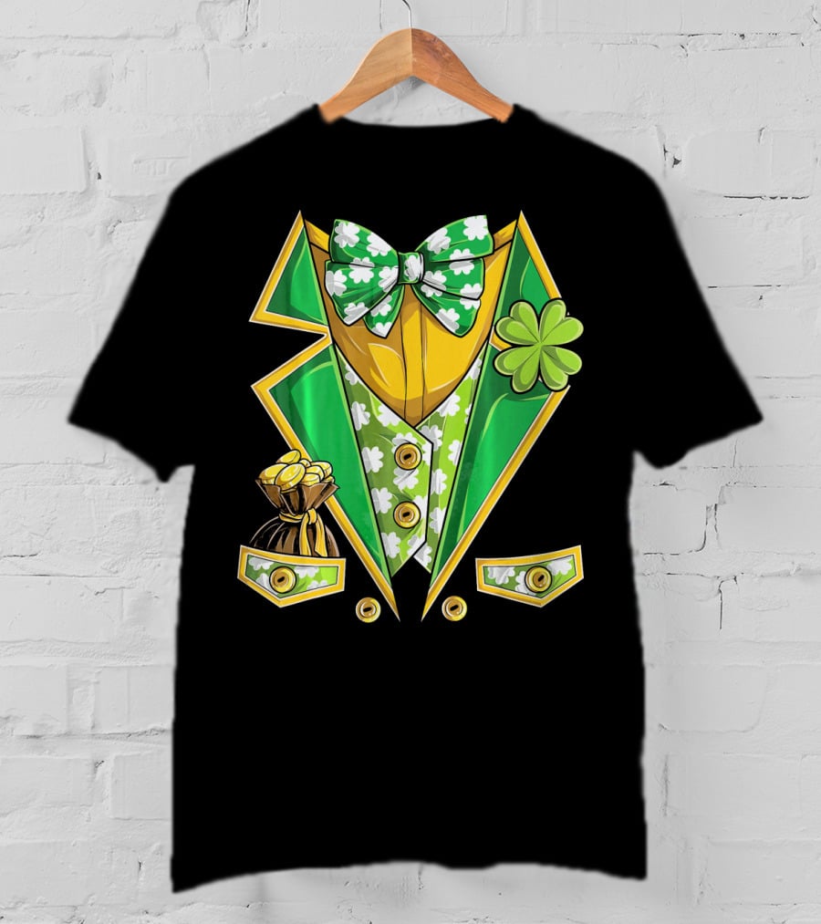 Leprechaun Costume St Patricks Green Suit With Shamrocks And Gold Coins T-Shirt