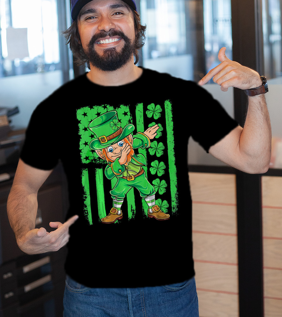 St Patricks Day Leprechaun Dab Shamrock Flag T-Shirt