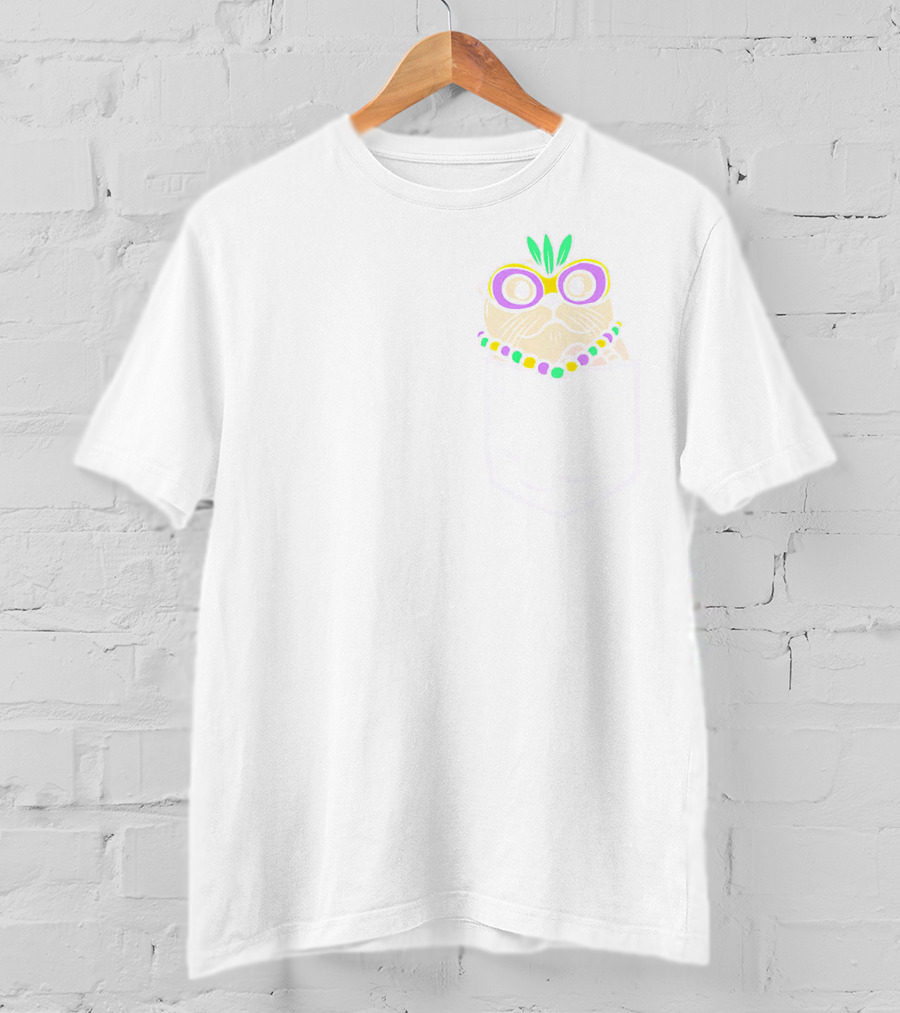 Pocket Sea Otter Jester Mask Beads T-Shirt