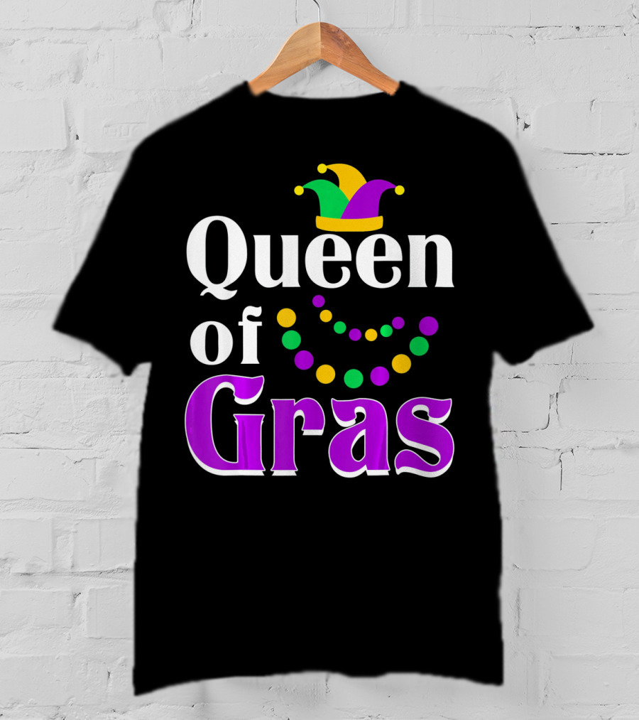 Queen Of Gras Funny Mardi Gras Beads And Jester Hat T-Shirt