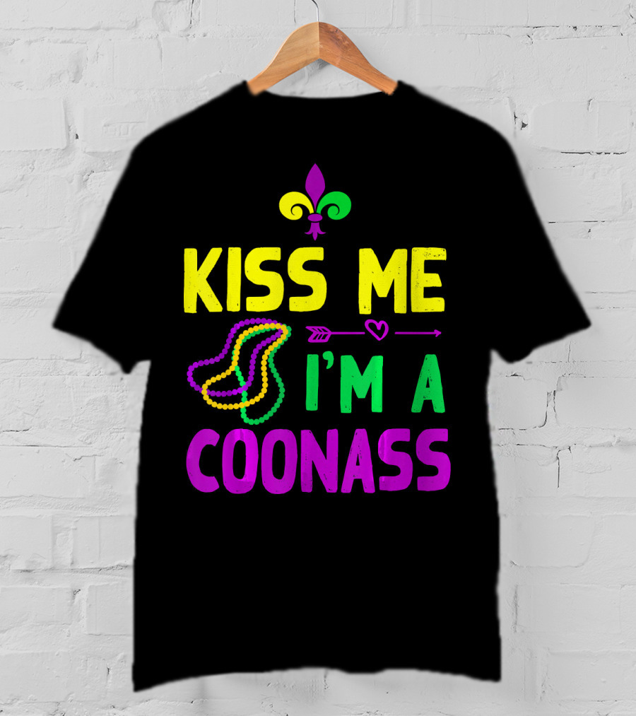 Kiss Me I'm A Coonass Mardi Gras Fleur-de-Lis Beads T-Shirt