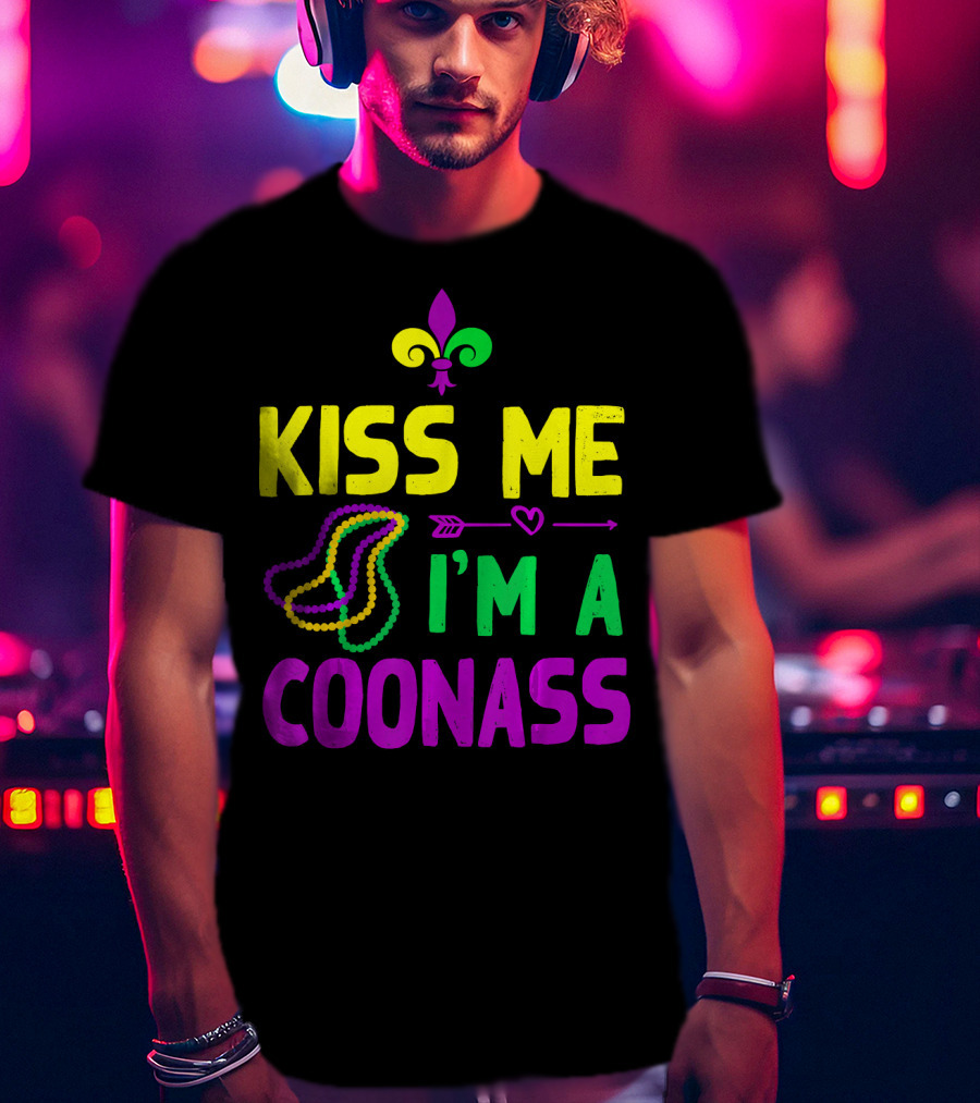 Kiss Me I'm A Coonass Mardi Gras Fleur-de-Lis Beads T-Shirt