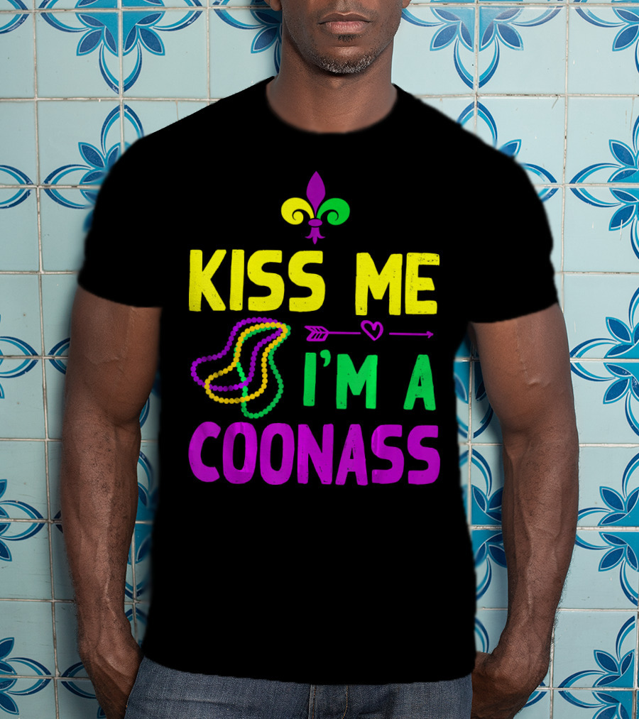 Kiss Me I'm A Coonass Mardi Gras Fleur-de-Lis Beads T-Shirt