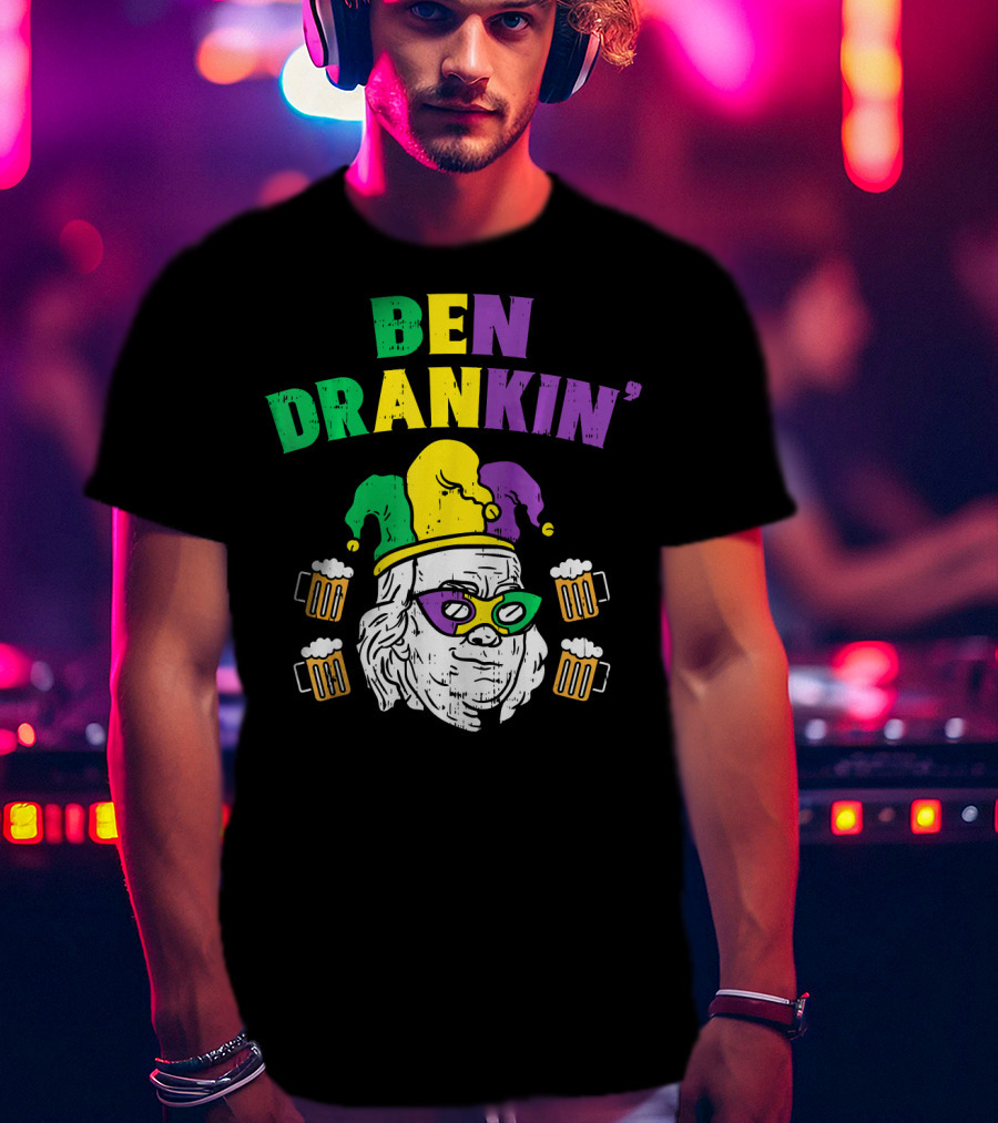 Ben Drankin' Franklin Jester Mask Beer Mugs T-Shirt