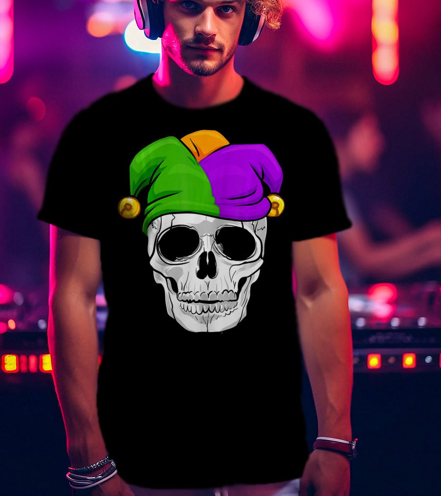 Mardi Gras New Orleans Skull With Colorful Jester Hat T-Shirt