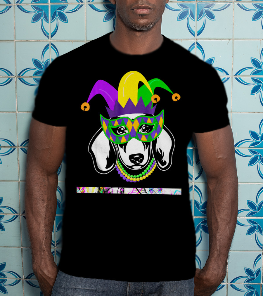 Mardi Gras Dachshund Jester Mask Beads Dogs Love T-Shirt