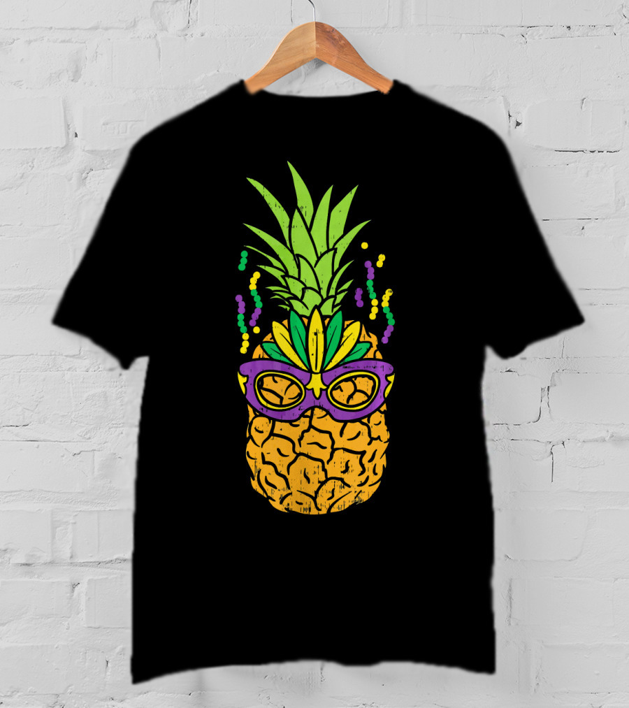 Pineapple Jester Mask Mardi Gras Fruit Funny Cool T-Shirt