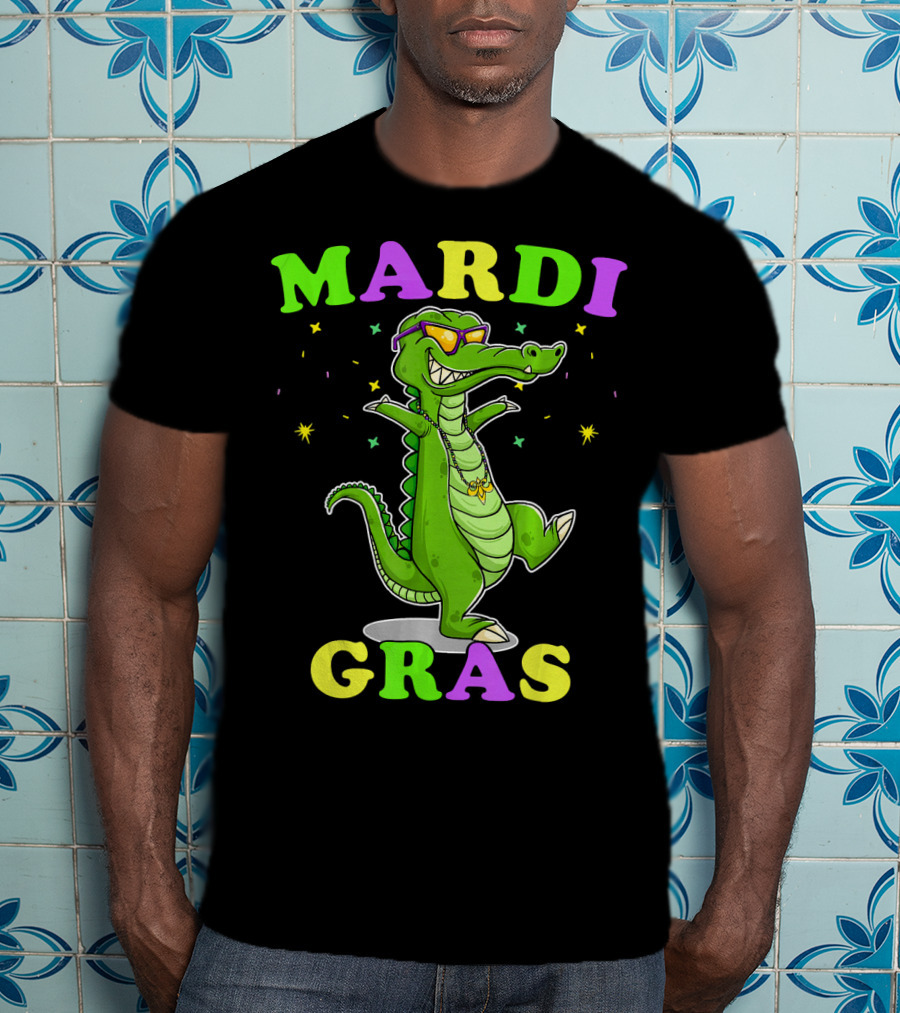 Mardi Gras Alligator Party With Sunglasses And Beads T-Shirt