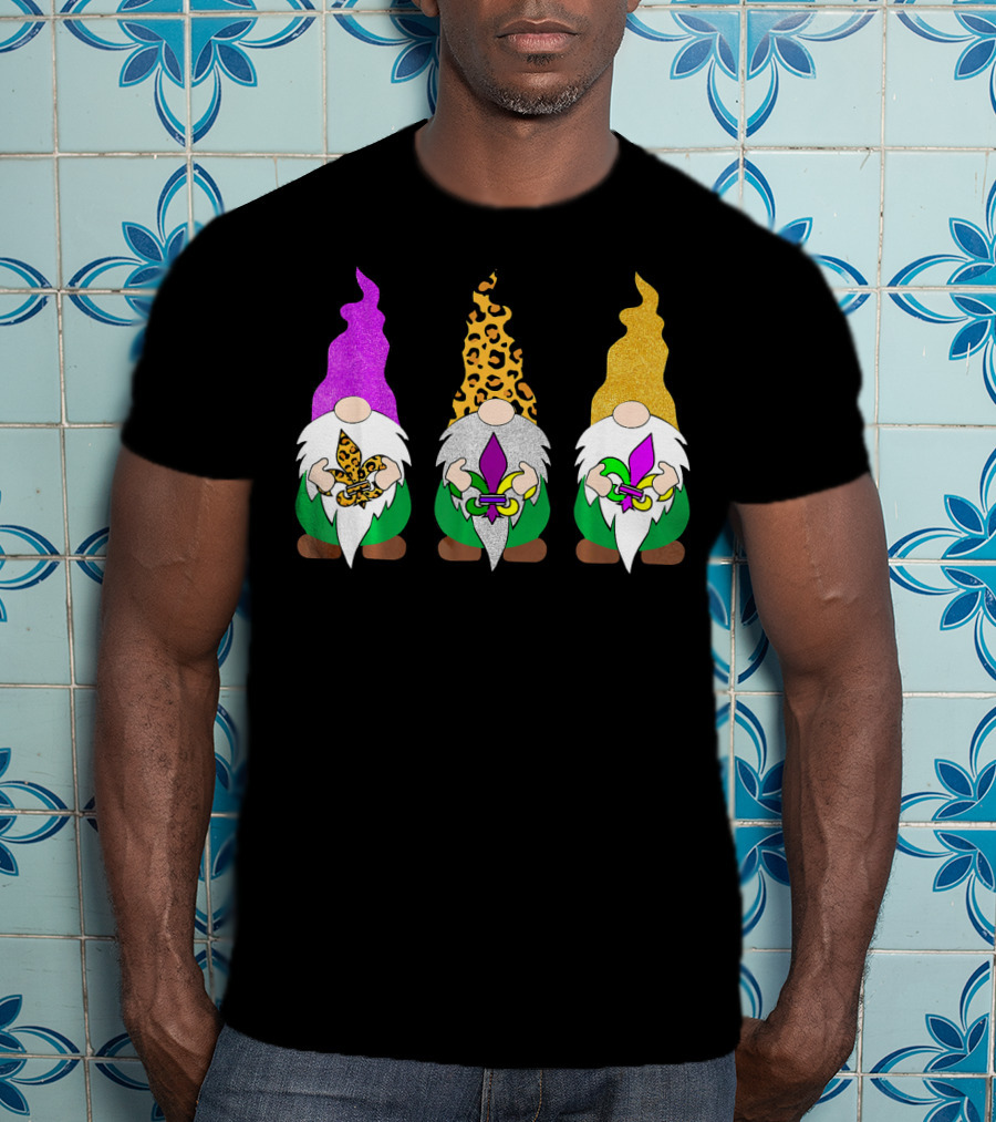 Mardi Gras Festival Colors Glitter Leopard Pattern Gnomes With Fleur-de-Lis T-Shirt