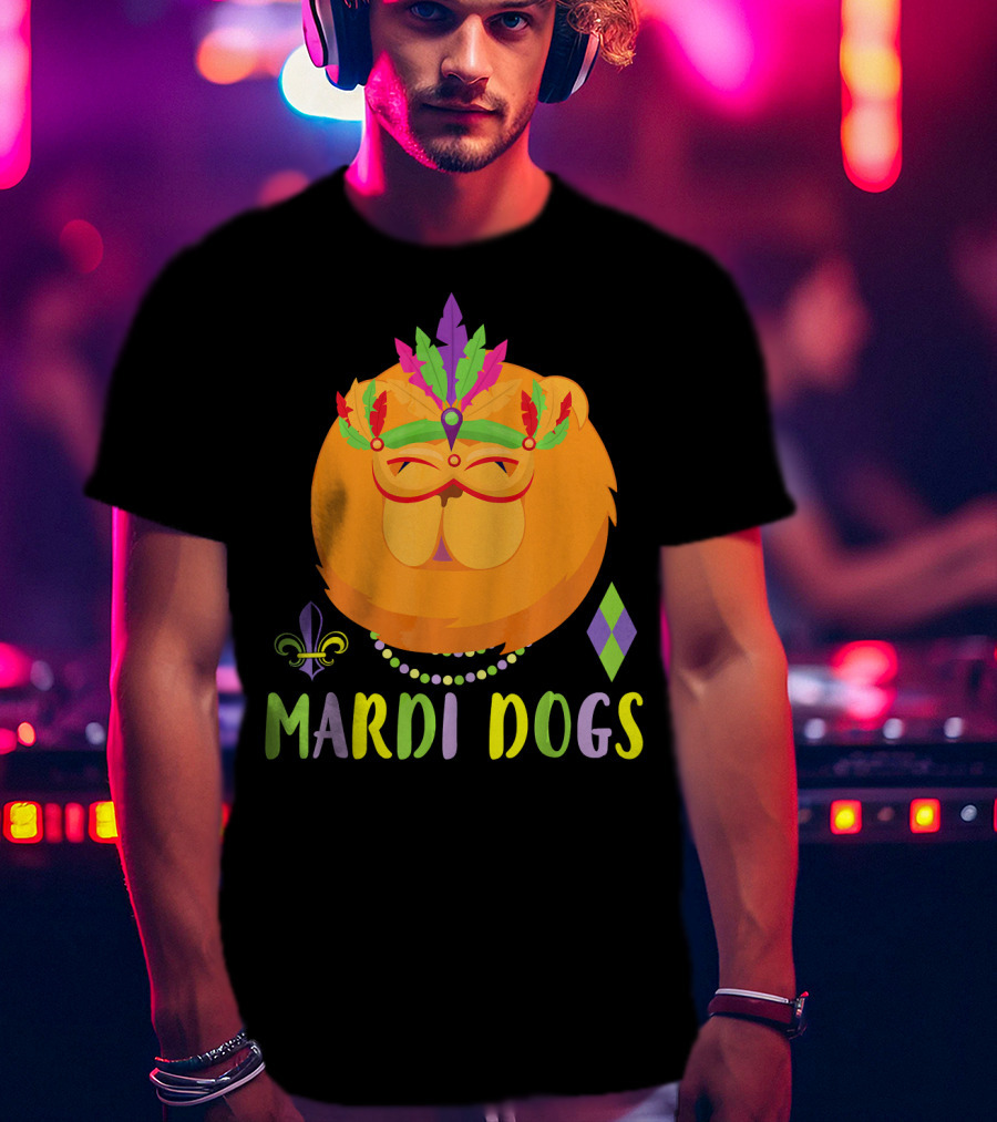 Mardi Dogs Chow Chow Costume With Beads And Mardi Gras Mask T-Shirt