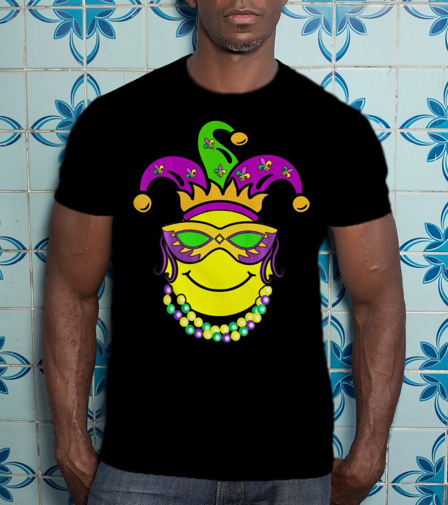 Mardi Gras Emoji Jester Mask Fleur-de-Lis Beads Funny Mardi Gras Lover T-Shirt