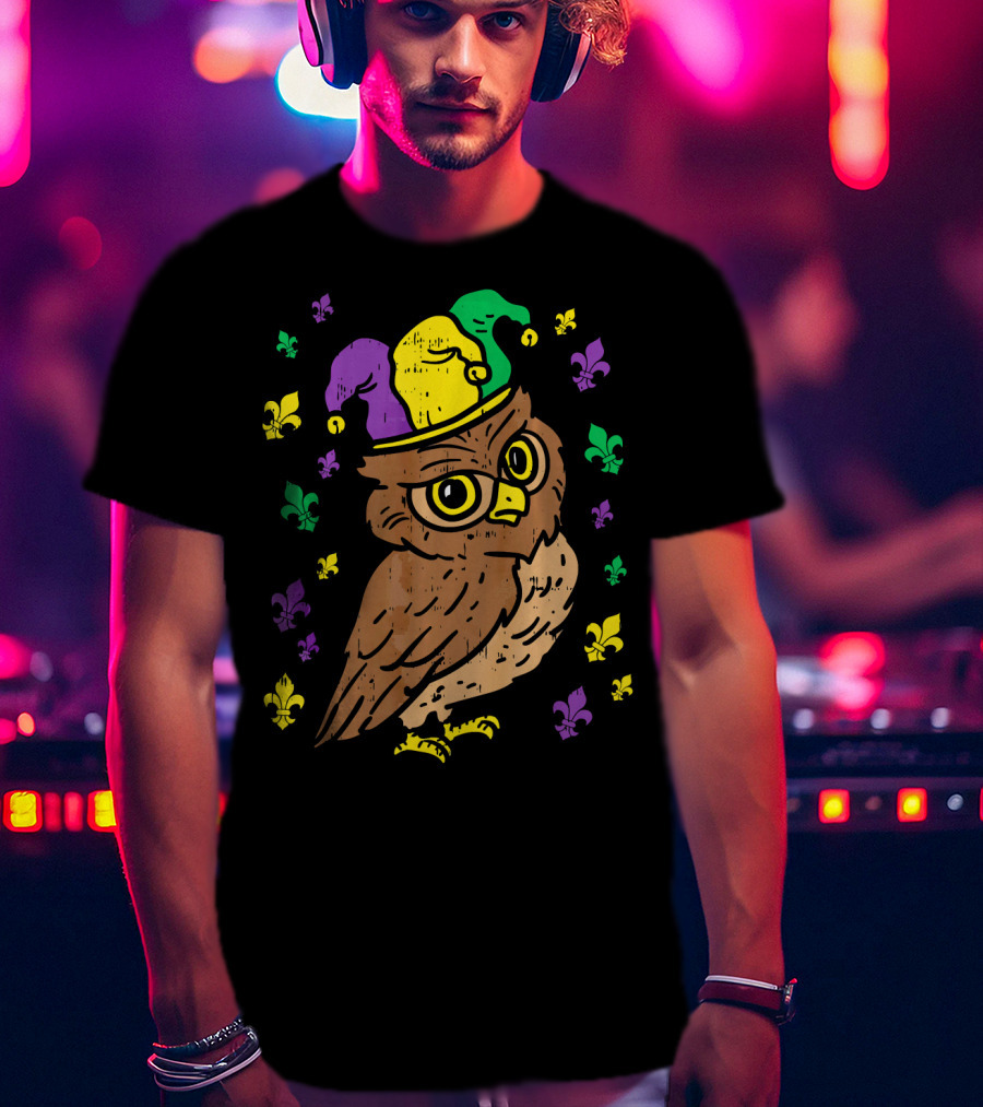 Jester Owl Mardi Gras Bird Animal Lover T-Shirt
