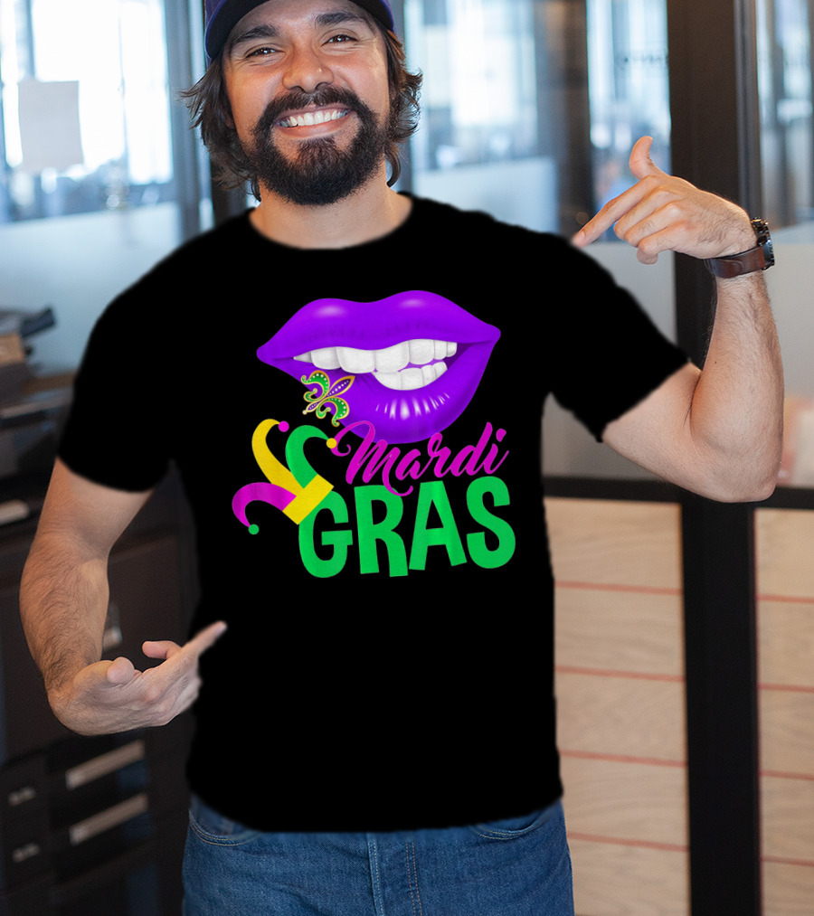 Mardi Gras Lips With Jester Hat And Fleur-de-Lis T-Shirt