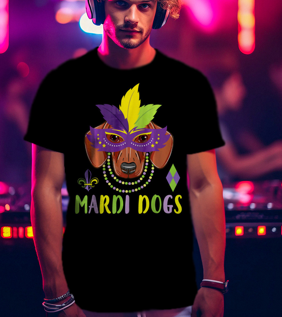 Mardi Dogs Dachshund Mask Beads Fleur-de-Lis Feathers T-Shirt