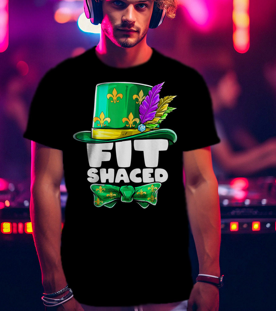 Mardi Gras Fit Shaced Green Hat Fleur-de-Lis Bow Tie Feathers T-Shirt