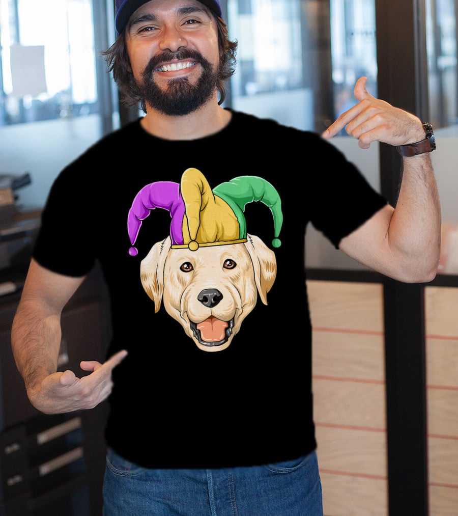 Mardi Gras Labrador In Jester Hat Carnival T-Shirt