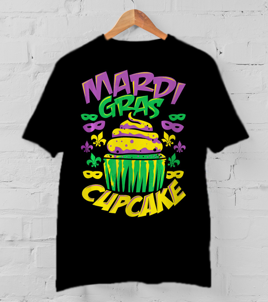 Mardi Gras Cupcake New Orleans Masks Fleur-de-Lis T-Shirt