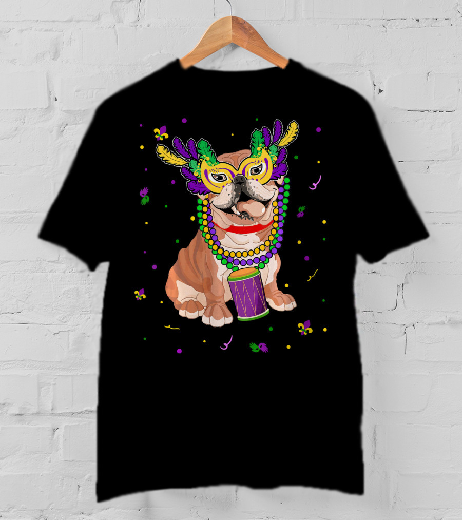 Cute Dog Mom Dog Dad English Bulldog Mardi Gras Beads And Mask T-Shirt