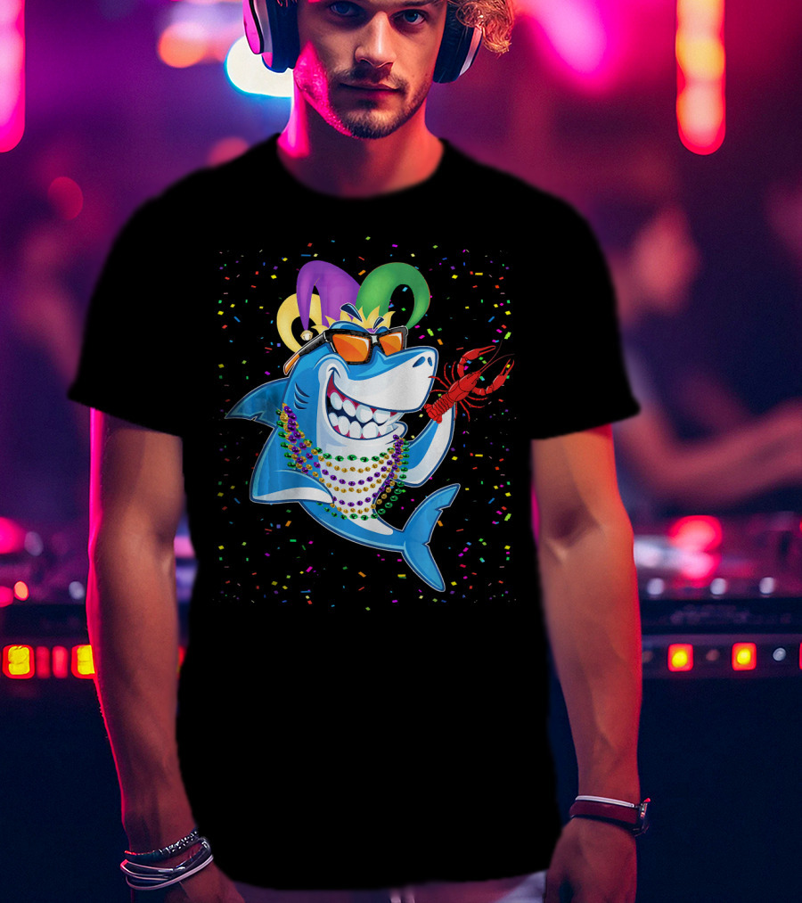 Funny Shark Mardi Gras Jester Beads Crawfish T-Shirt