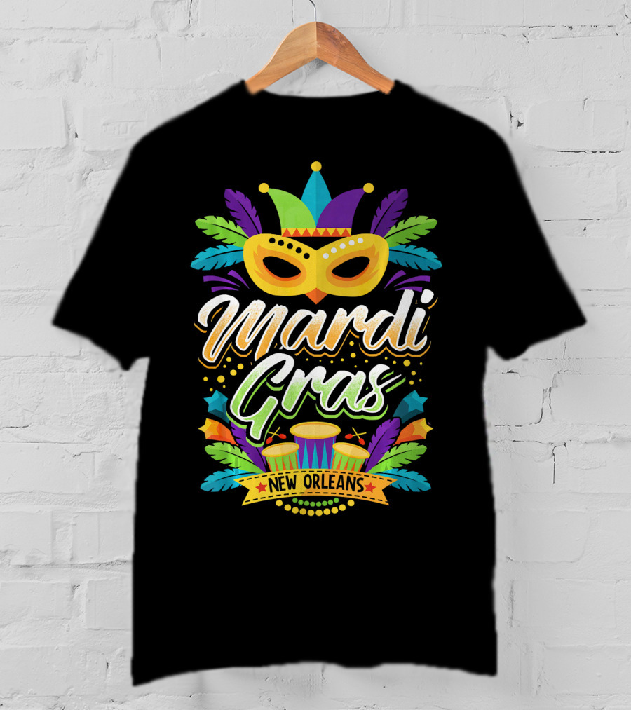 Mardi Gras New Orleans Mask Drums Feathers Party T-Shirt