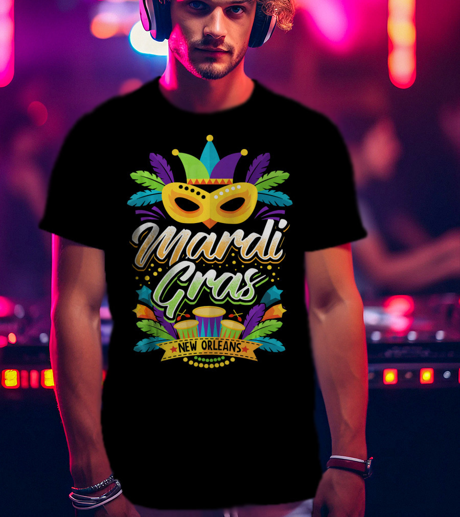 Mardi Gras New Orleans Mask Drums Feathers Party T-Shirt