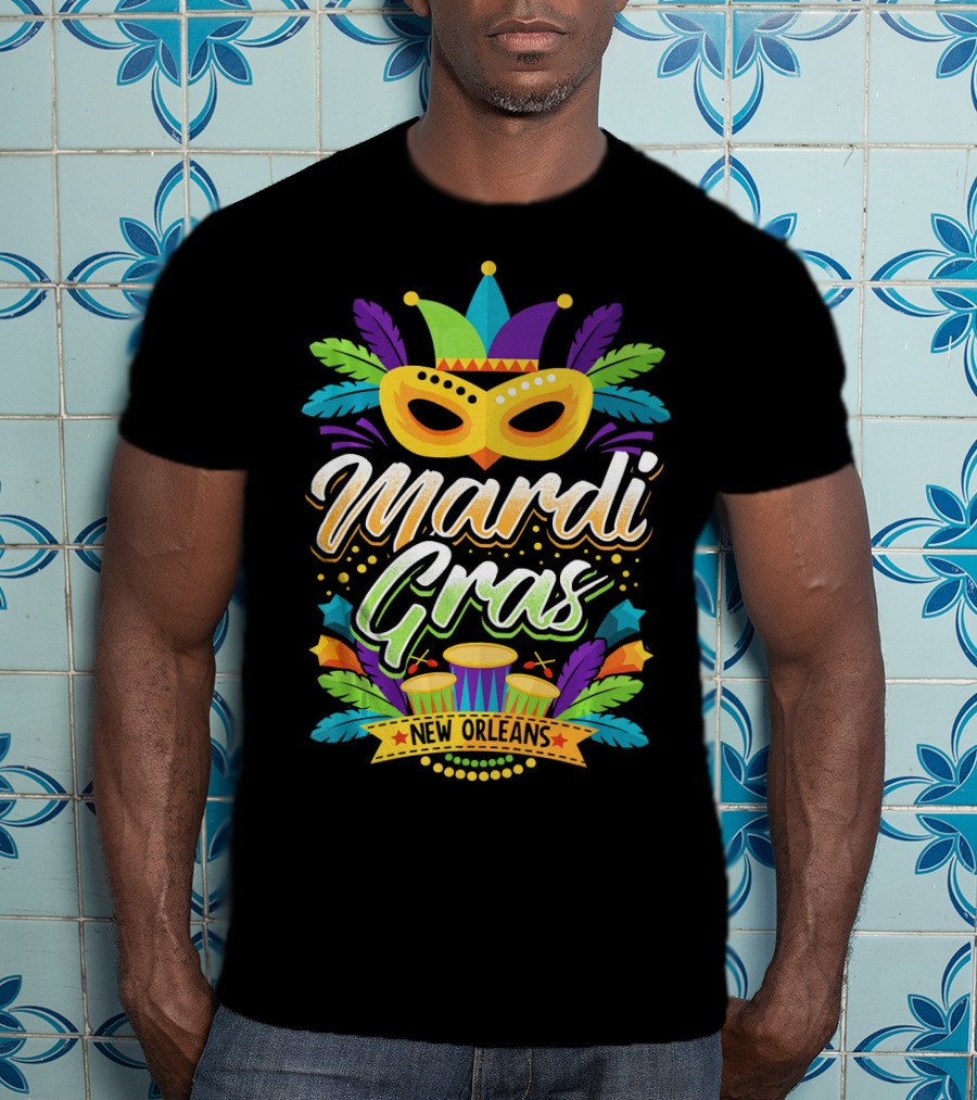 Mardi Gras New Orleans Mask Drums Feathers Party T-Shirt