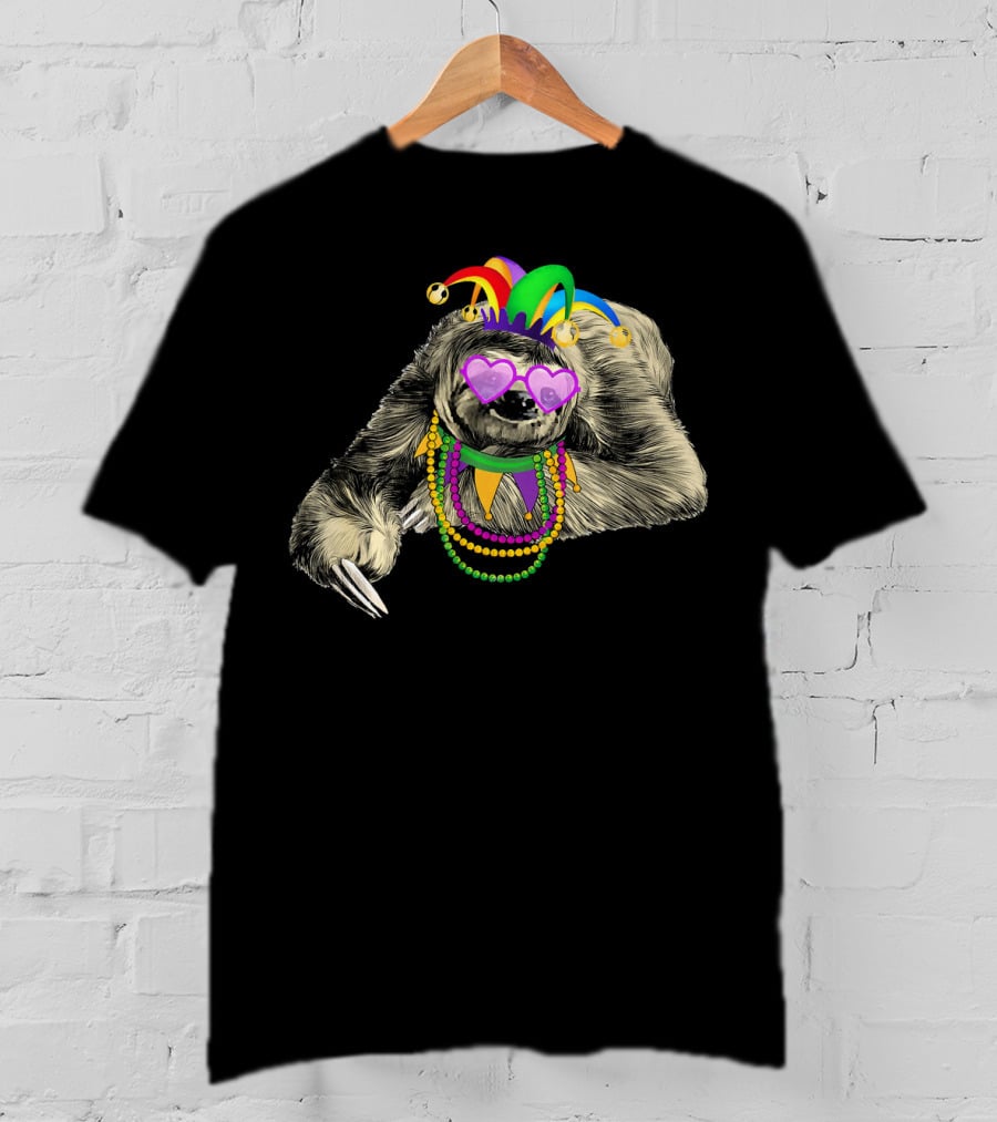 Funny Mardi Gras Jester Sloth With Beads And Mask T-Shirt