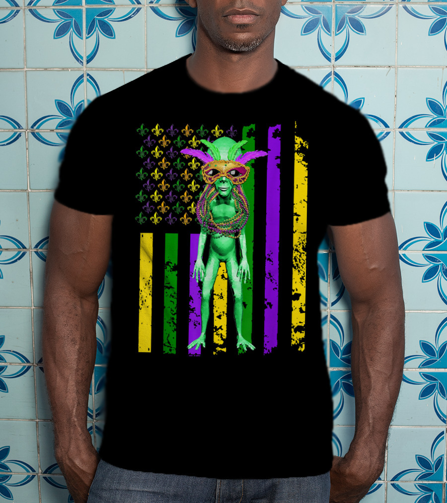 Mardi Gras Alien With Beads And Mask On American Flag T-Shirt