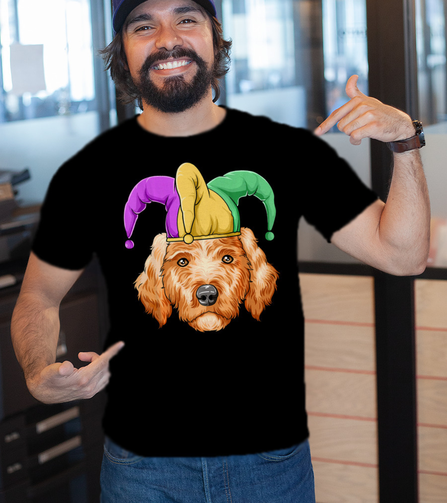 Mardi Gras Goldendoodle Jester Hat Carnival Dog Gol T-Shirt