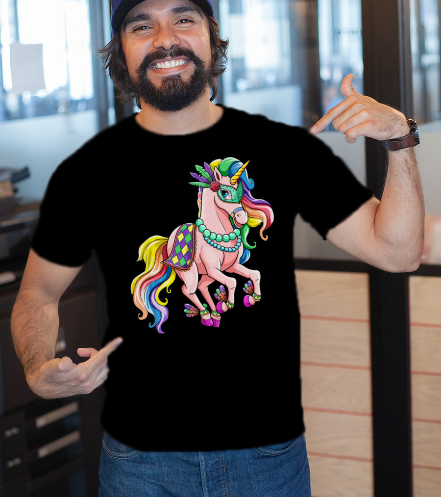 Kids Mardi Gras Unicorn With Colorful Mask And Beads T-Shirt