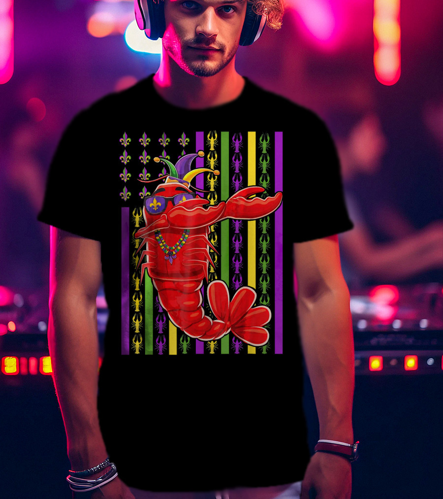 Funny Mardi Gras Crawfish Dabbing Americ Jester Hat Beads Fleur-de-Lis Stripes T-Shirt