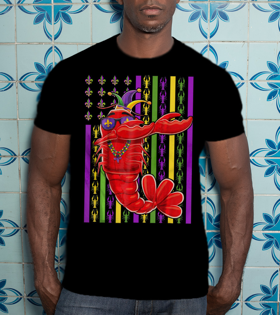 Funny Mardi Gras Crawfish Dabbing Americ Jester Hat Beads Fleur-de-Lis Stripes T-Shirt