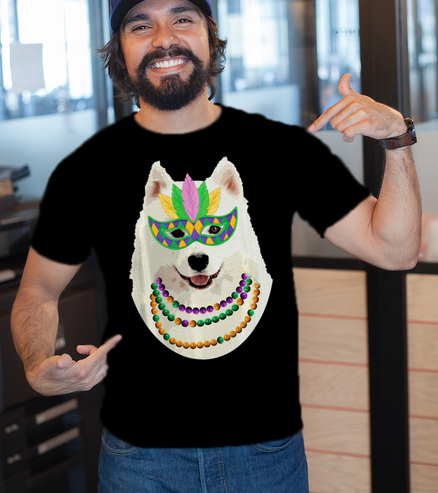 American Eskimo Dog Mardi Gras Mask Beads T-Shirt