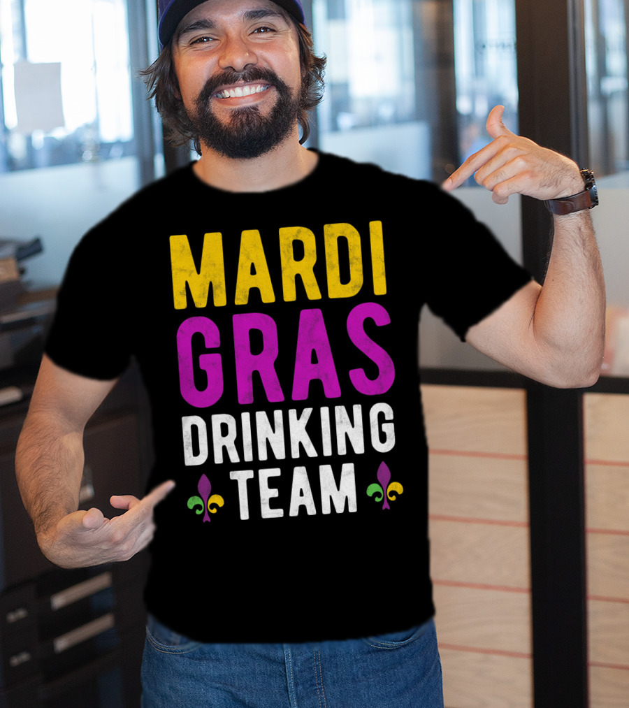 Mardi Gras Drinking Team New Orleans Fleur-de-Lis T-Shirt