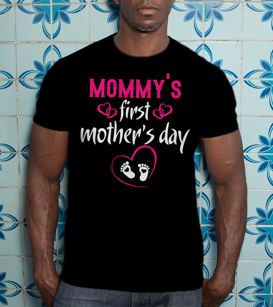 Mommy's First Mother's Day Baby Footprints Heart T-Shirt