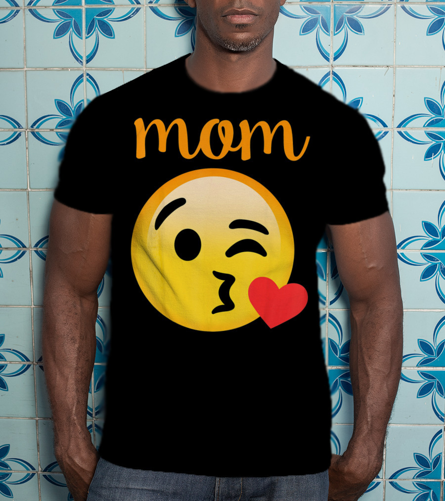 Mom Kissing Emoji Heart Kiss Emoji T-Shirt