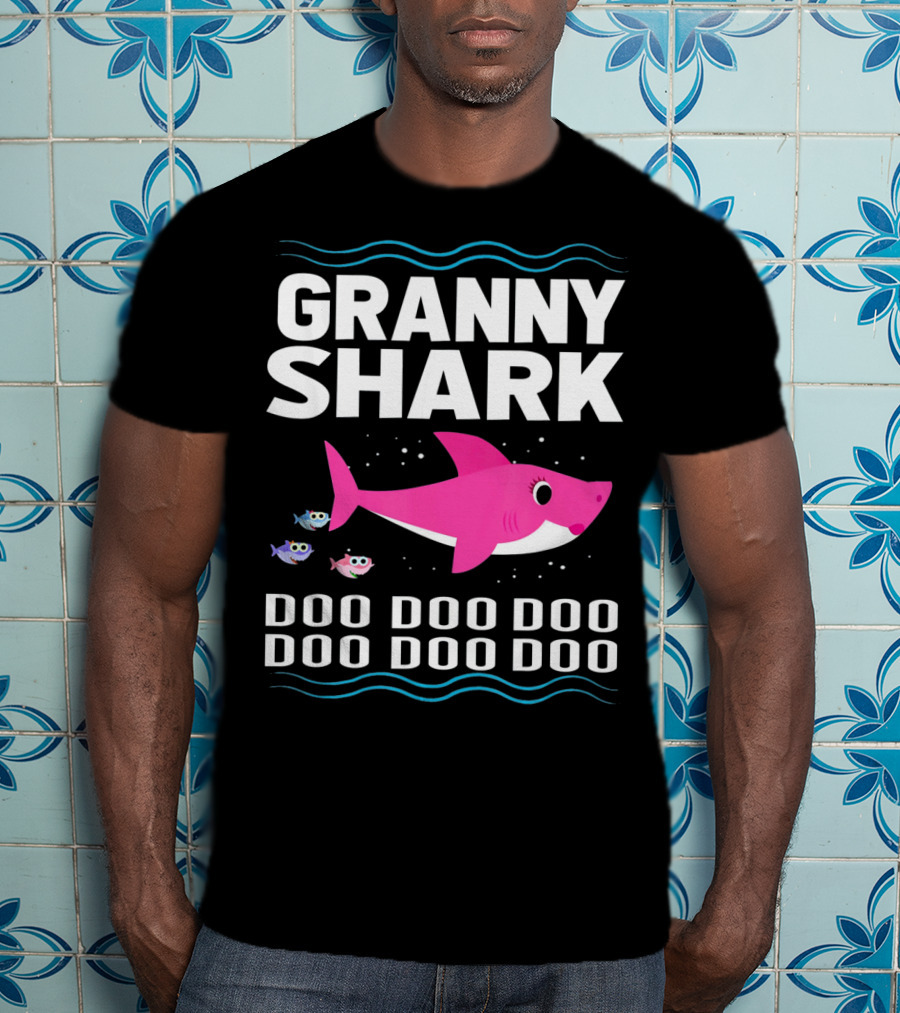 Granny Shark Doo Doo Doo Doo Pink Funny Baby Shark T-Shirt