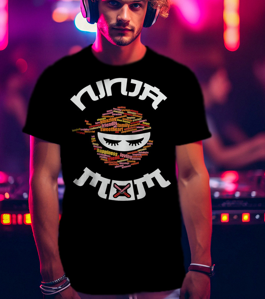 Ninja Mom Text Art With Eyemask And Crossed Swords T-Shirt
