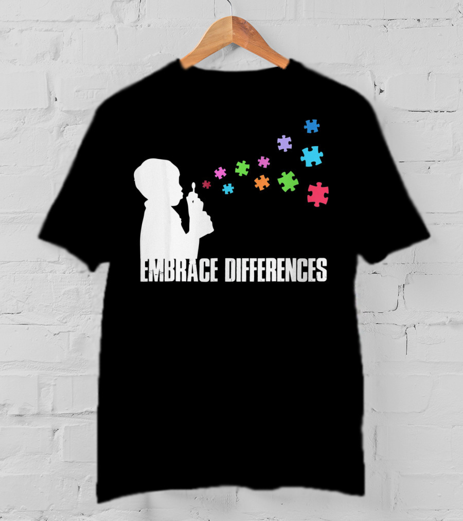 Embrace Differences Support Auti Autism Puzzle Pieces Bubbles T-Shirt