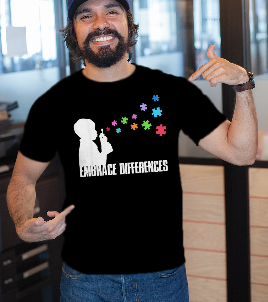 Embrace Differences Support Auti Autism Puzzle Pieces Bubbles T-Shirt